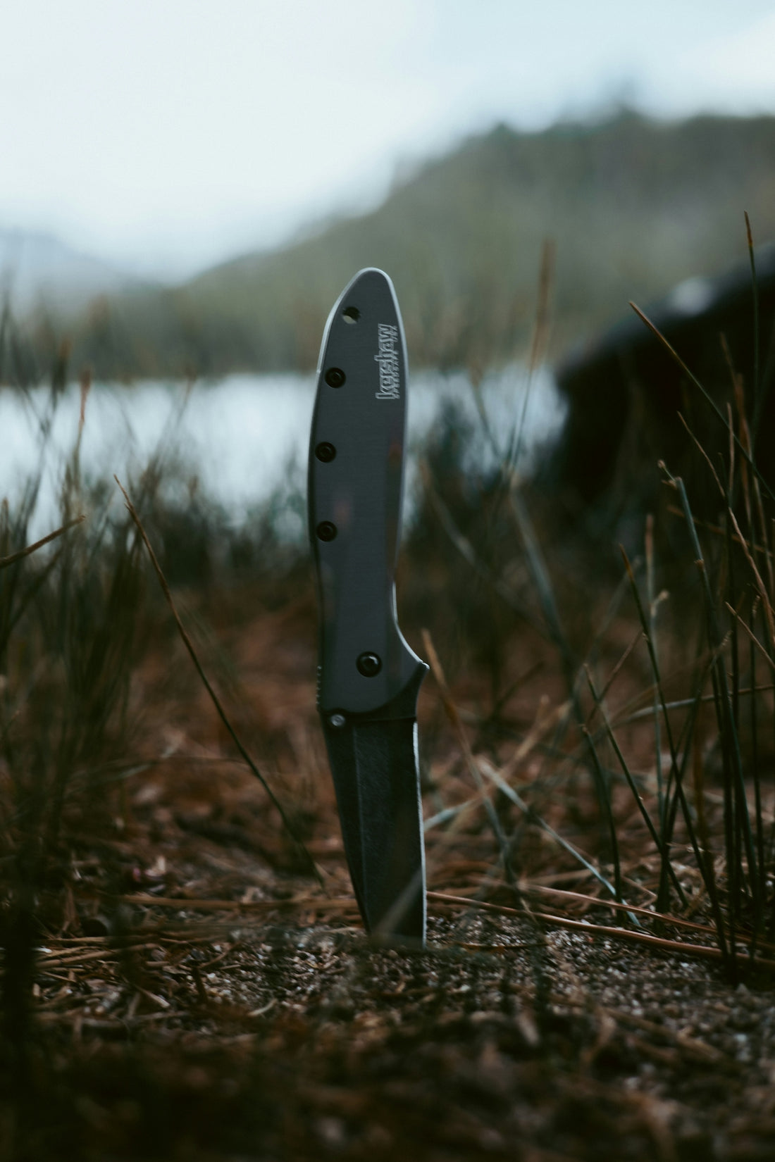 a knife on the ground