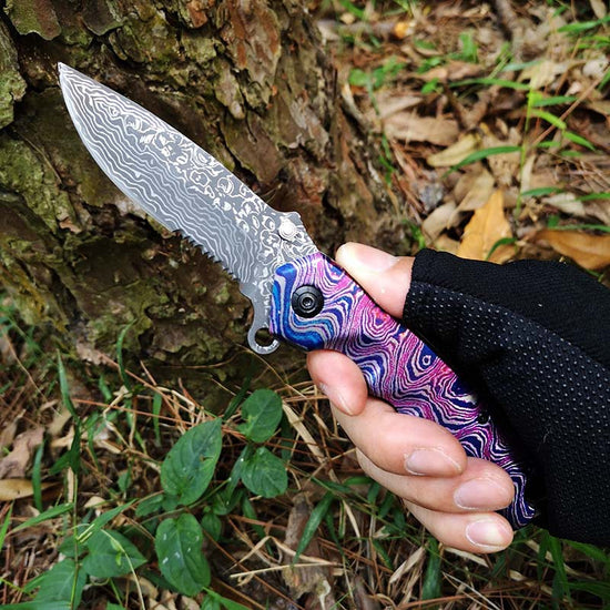 Damascus Pattern Folding Knife - Stainless Steel Tactical Folder (210mm, 140g)